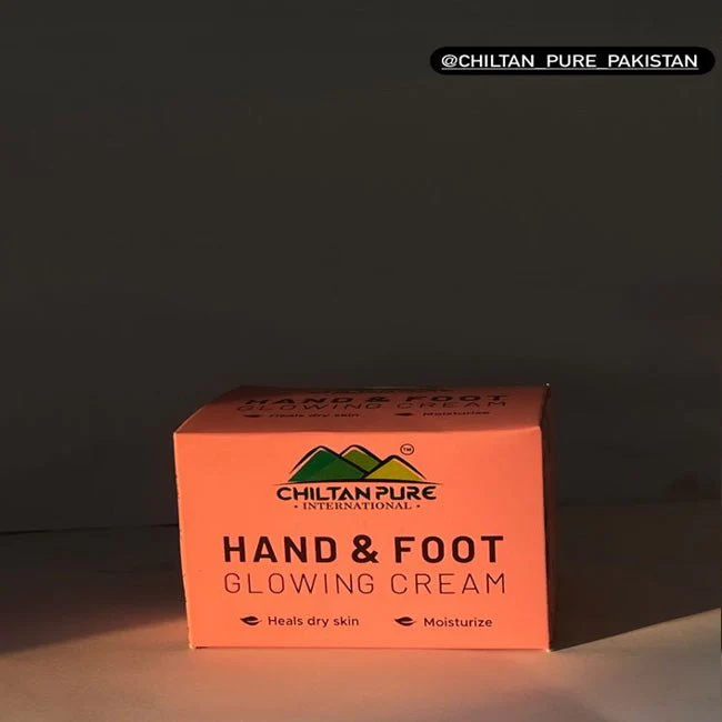 Hand & Foot Glowing CREAM 🦶✋ Formulated With Multi-Vitamins & Glowing Agents, Moisturizes, Soothes & Improves Skin Texture, Makes Skin Soft & Glowing - Image 6